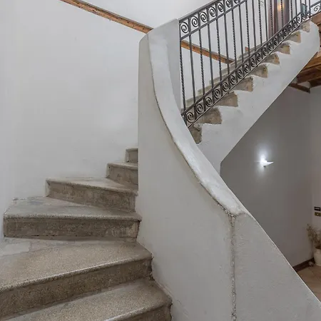 Guesthost - Coperta Retreat! Near Estense Castle * Ferrara