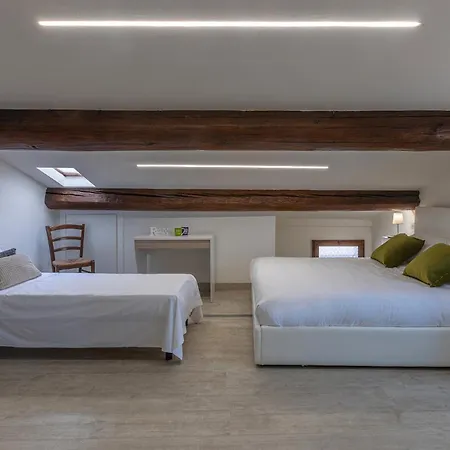 Appartement Guesthost - Coperta Retreat! Near Estense Castle