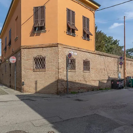 Apartment Guesthost - Coperta Retreat! Near Estense Castle *