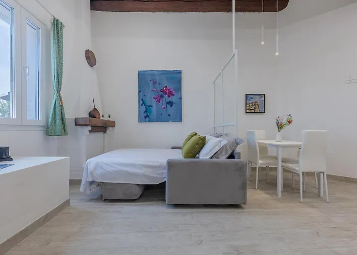 Guesthost - Coperta Retreat! Near Estense Castle Apartment Ferrara